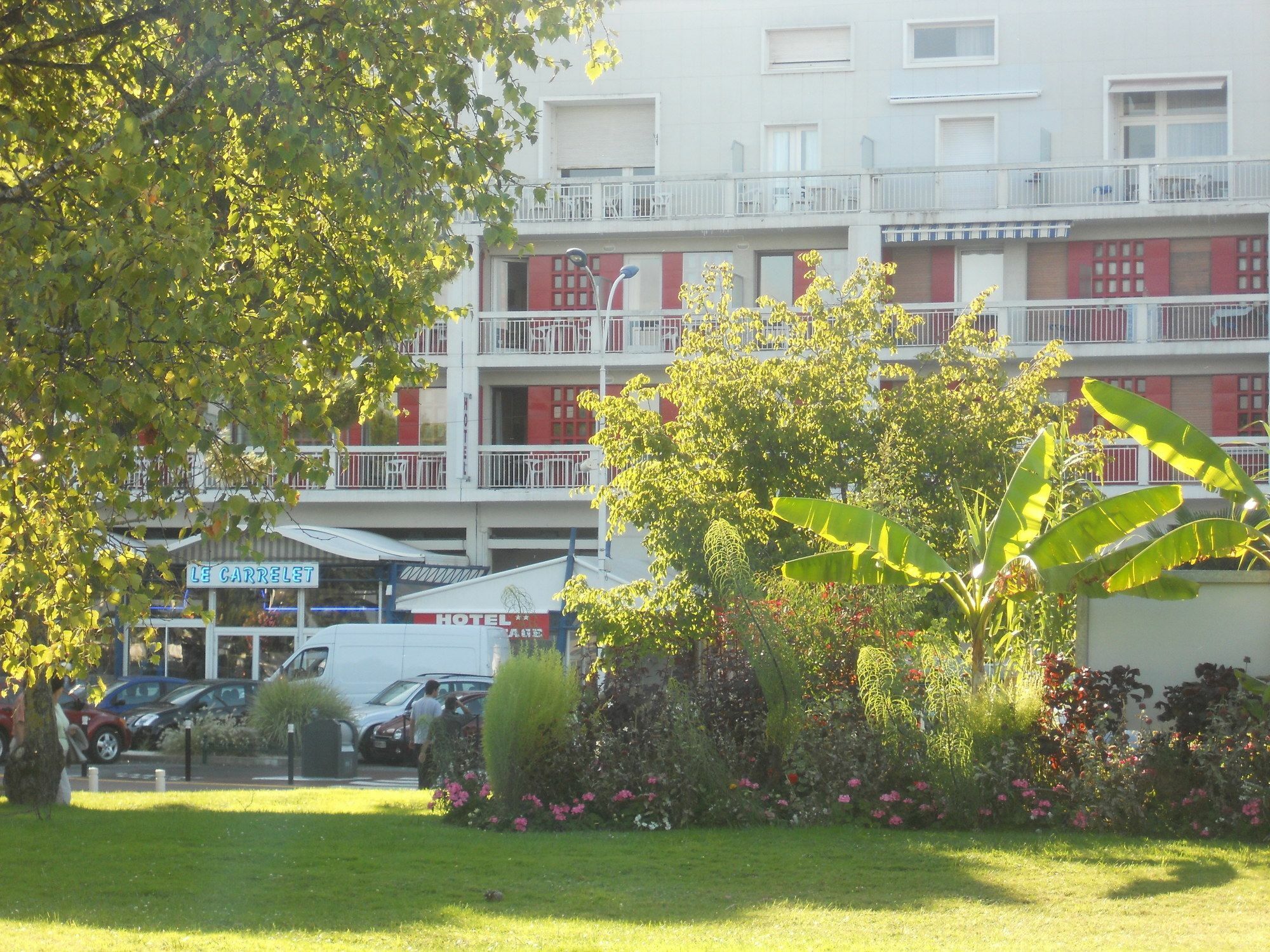 Brit Hotel Hermitage Royan Exterior photo